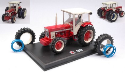 Immagine di TRATTORE INTERNATIONAL IH 946 4x4 DW 1:32