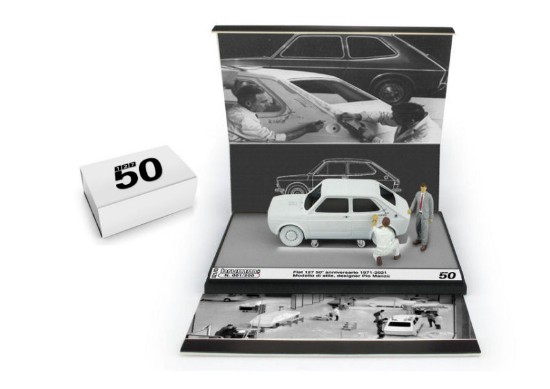 Immagine di FIAT 127 1a SERIE CENTRO STILE FIAT PIO MANZU 50.mo ANNIV.1971-2021 1:43