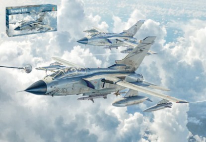 Immagine di PANAVIA TORNADO ECR KIT 1:32