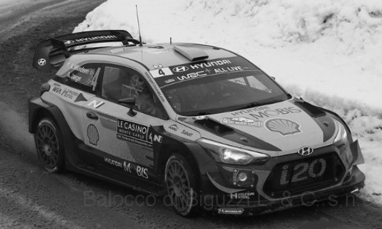 Immagine di HYUNDAI i20 WRC N.4 RALLY MONTE CARLO 2018 MIKKELSEN-JAEGER 1:18
