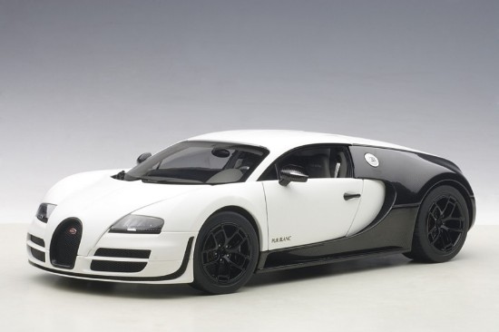 Immagine di BUGATTI VEYRON SUPER SPORT 2010 PUR BLANC EDITION 1:18