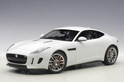 Immagine di JAGUAR F-TYPE R COUPE  2015 WHITE 1:18