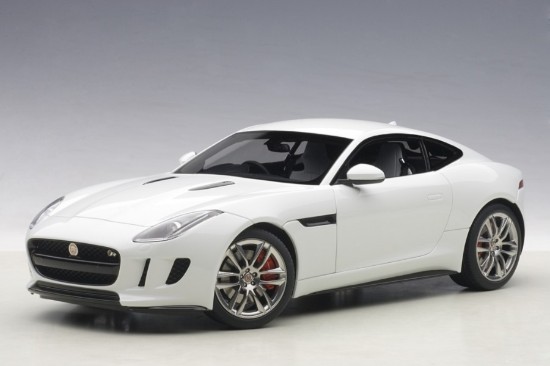 Immagine di JAGUAR F-TYPE R COUPE  2015 WHITE 1:18