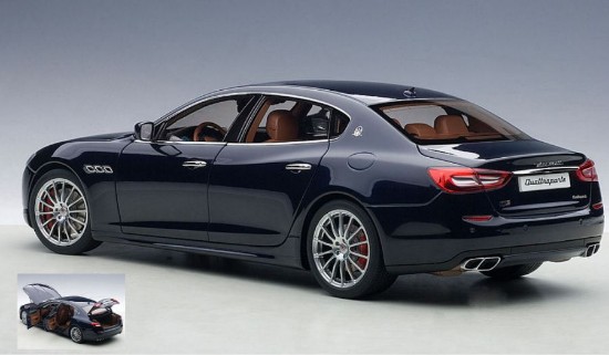Immagine di MASERATI QUATTROPORTE GTS 2014 BLU 1:18