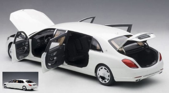 Immagine di MERCEDES MAYBACH S 600 PULLMAN 2016 WHITE/DARK GREY 1:18