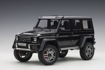 Immagine di MERCEDES G500 4x4-2 2016 GLOSS BLACK 1:18