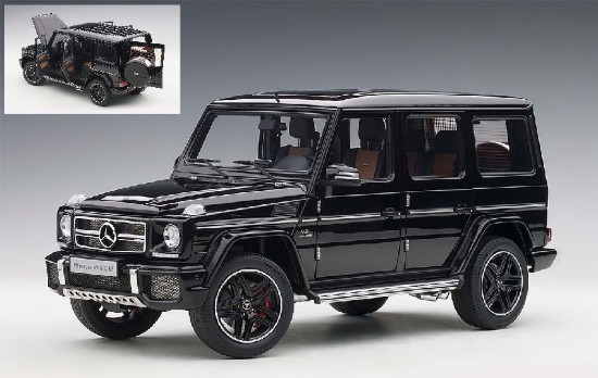 Immagine di MERCEDES AMG G 63 2017 GLOSS BLACK FULL OPENINGS 1:18