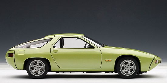 Immagine di PORSCHE 928 1977 GREEN MET.1:18