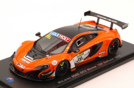 Immagine di MCLAREN 650S N.59 WINNER 12 H BATHURST 2016 GISBERGEN-PARENTE-WEBB 1:43
