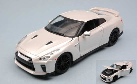 Immagine di NISSAN GT-R 2017 WHITE PEARL 1:24