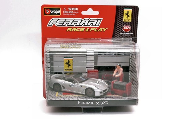 Immagine di FERRARI 599 XX N.3 SILVER IN BLISTER CON ACCESSORI 1:43
