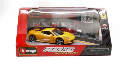 Immagine di FERRARI 458 ITALIA YELLOW IN SCAT.C/ACCESSORI 1:32