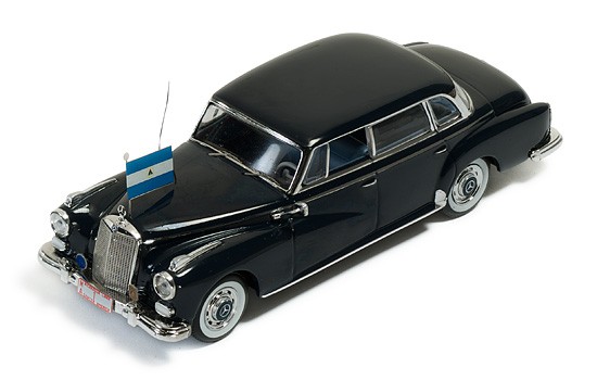 Immagine di MERCEDES 300D LIMOUSINE 1957 PRESIDENT SOMOZA OF NICARAGUA 1:43