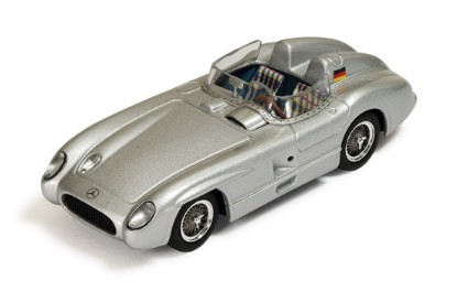 Immagine di MERCEDES 300 SLR RACING SPORTS CAR 1955 SILVER 1:43