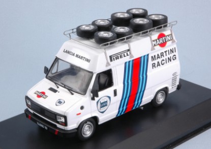 Immagine di FIAT DUCATO 1984 ASSISTENZA LANCIA MARTINI C/PORTAPACCHI E PNEUM.1:43