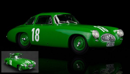 Immagine di MERCEDES 300 SL N.18 WINNER GP BERNA 1952 K.KLING 1:18