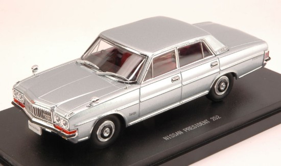Immagine di NISSAN PRESIDENT 252 1987 SILVER 1:43