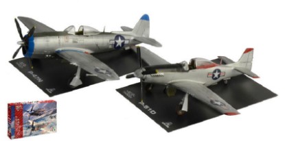 Immagine di P47 N AND P51 D WAR THUNDER KIT 1:72