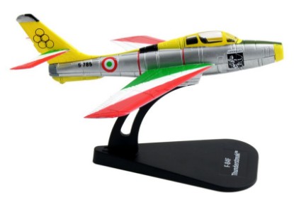 Immagine di F-84F THUNDERSTREAK "GETTI TONANTI" DIE CAST 1:100