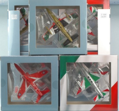 Immagine di DISPLAY 4x 339A/HAWK T1A/ MB339A Pz.12 1:100