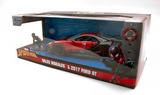 Immagine di FORD GT 2017 SPIDERMAN WITH MILES MORALES FIGURE 1:24