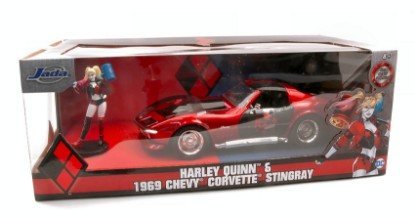 Immagine di CHEVY CORVETTE STINGRAY 1969 W/HARLEY QUINN FIGURE 1:24