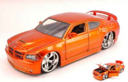 Immagine di DODGE CHARGER SRT8 2006 ORANGE METALLIC 1:24