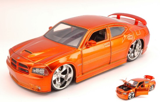 Immagine di DODGE CHARGER SRT8 2006 ORANGE METALLIC 1:24