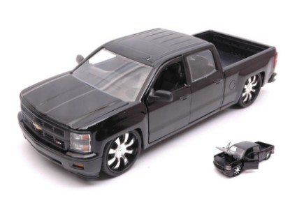 Immagine di CHEVY SILVERADO 2014 BLACK 1:24