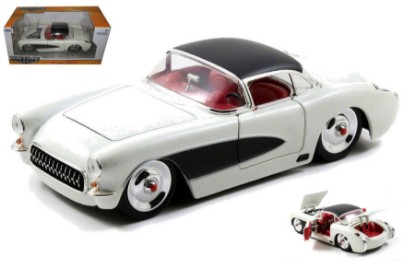 Immagine di CORVETTE SOMBRERO 1957 PEARL WHITE 1:24