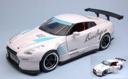 Immagine di NISSAN GT-R (R35) BEN SOPRA 2009 WHITE "JDM TUNERS" 1:24