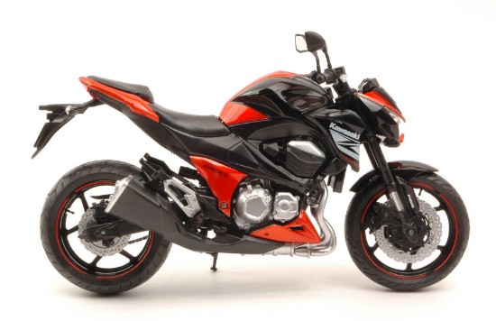 Immagine di KAWASAKI Z800 2014 COPPER METALLIC 1:12