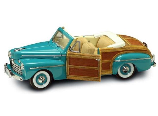 Immagine di FORD SPORTSMAN CONVERTIBLE 1946 GREEN 1:18