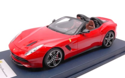 Immagine di FERRARI F60 AMERICA 2015 ROSSO CORSA C/VETRINA 1:18