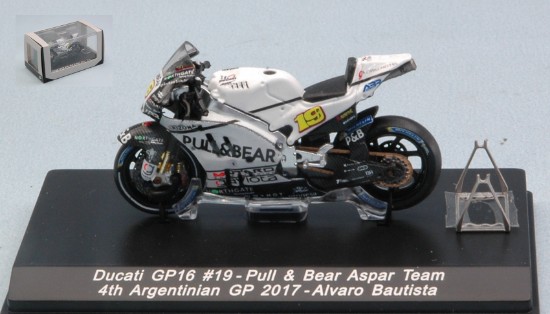 Immagine di DUCATI GP16 ALVARO BAUTISTA 2017 N.19 4th ARGENTINA GP 1:43