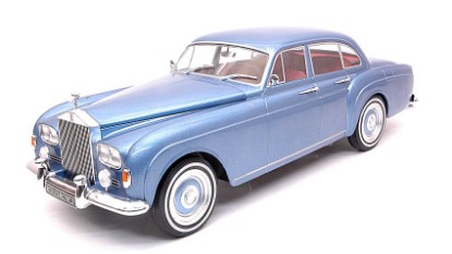 Immagine di ROLLS ROYCE SILVER CLOUD III FLYING 1963 LIGHT BLUE METALLIC 1:18