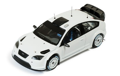 Immagine di FORD FOCUS RS WRC08 2009 RALLY SPEC (2 SET WHEELS & TIRES) WHITE 1:43