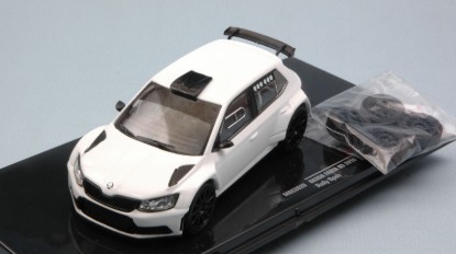 Immagine di SKODA FABIA R5 2016 WHITE W/4 TIRES 1:43