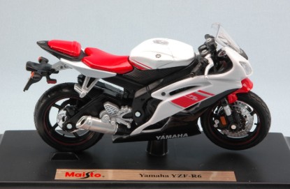 Immagine di YAMAHA YZF-R6 WHITE 1:18