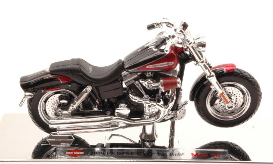 Immagine di HARLEY DAVIDSON FXDFSE CVO FAT BOB 2009 1:18