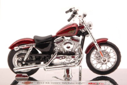 Immagine di HARLEY DAVIDSON XL 1200V SEVENTY-TWO 2012 METALLIC RED 1:18