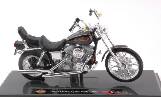 Immagine di HARLEY DAVIDSON 1997 FXDWG DYNA WIDE GLIDE BLACK 1:18