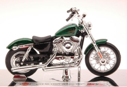 Immagine di HARLEY DAVIDSON XL 1200V SEVENTY-TWO 2012 METALLIC GREEN 1:18