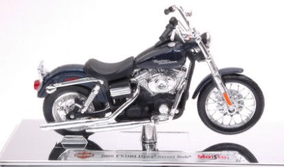 Immagine di HARLEY DAVIDSON 2006 FXDBI DYNA STREET BOB 1:18
