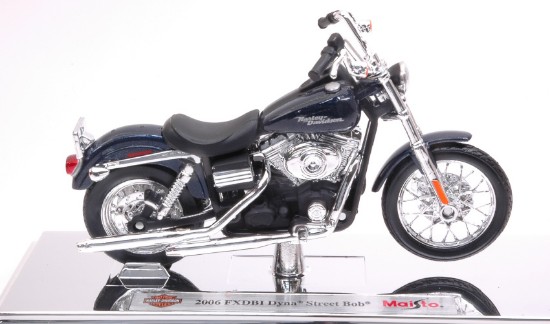 Immagine di HARLEY DAVIDSON 2006 FXDBI DYNA STREET BOB 1:18