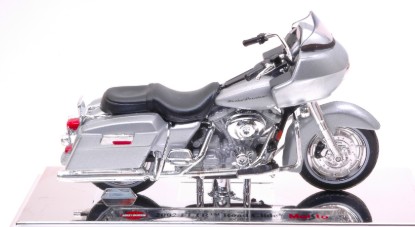 Immagine di HARLEY DAVIDSON 2002 FLTR ROAD GLIDE SILVER 1:18