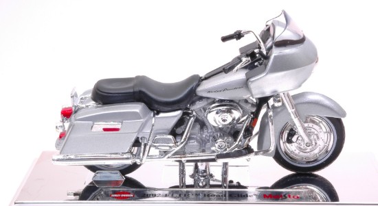Immagine di HARLEY DAVIDSON 2002 FLTR ROAD GLIDE SILVER 1:18