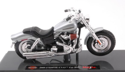 Immagine di HARLEY DAVIDSON 2009 FXDFSE CVO FAT BOB SILVER 1:18