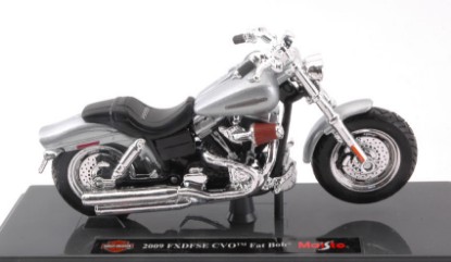 Immagine di HARLEY DAVIDSON 2009 FXDFSE CVO FAT BOB SILVER 1:18
