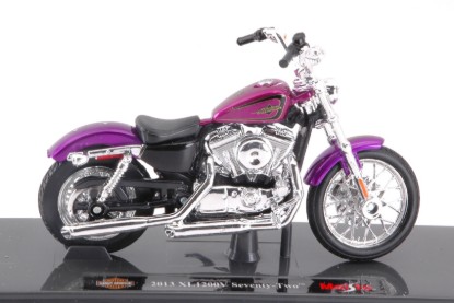 Immagine di HARLEY DAVIDSON XL 1200V SEVENTY-TWO 2013 PURPLE 1:18